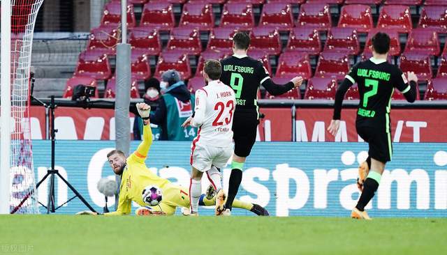 菲尔特主场雨战坚韧防守逼平劲旅