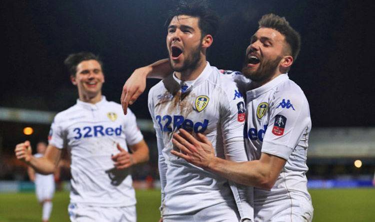  曼城客场大胜维拉，英超卫冕之路强势开启  